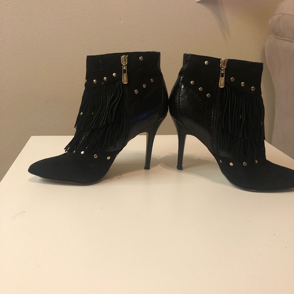 Booties - Picture 3 of 4